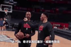 金年会中国官方网站-西亚卡姆连续十二场比赛得分超过大比分获胜，雄鹿不断突破！